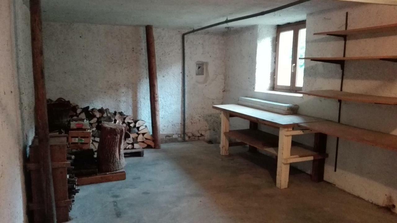 Gite 13 personnes- 7 pièces - wifi - ménage compris - 2 kms du lac des corbeaux - proche pistes navette hivernale à moins de 100m - par aventure le bol d'air à 250m La Bresse Extérieur photo